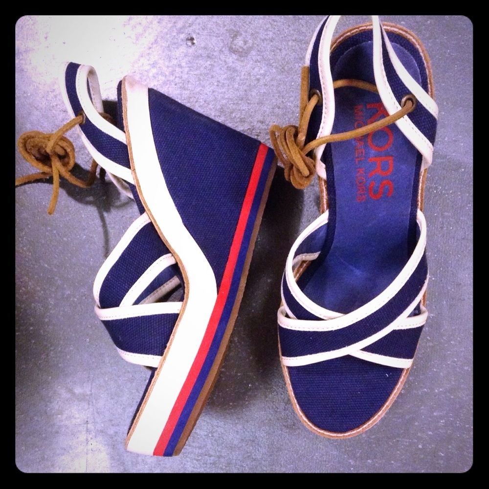 New!Michael Kors Wedge sz/6